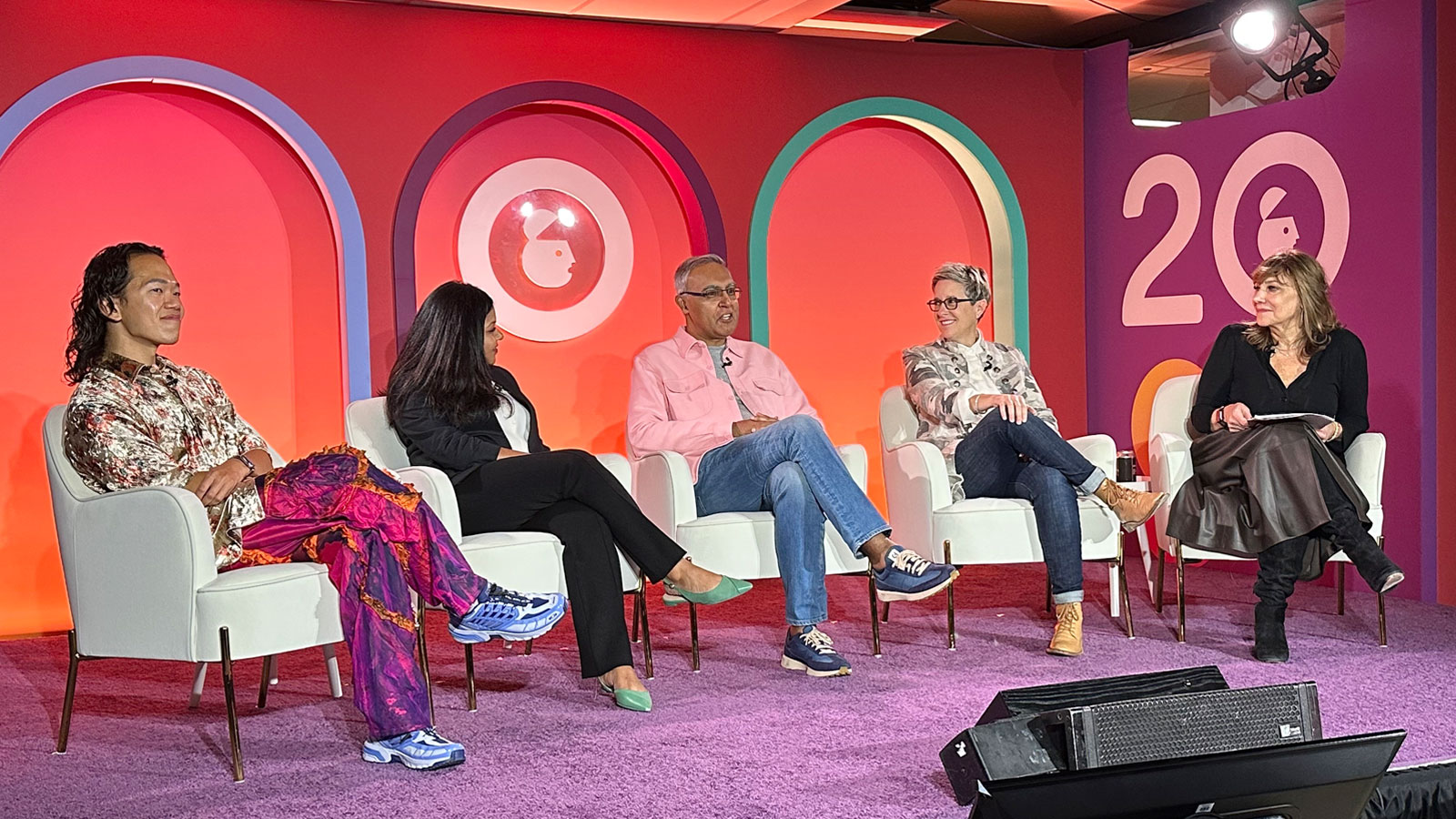 Consumers Have Infinite Media Choices. Why Don’t Advertisers?